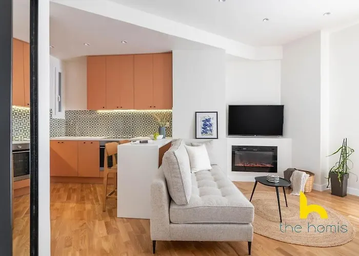 Romantic Nest With Electrical Fireplace Near Acropolis