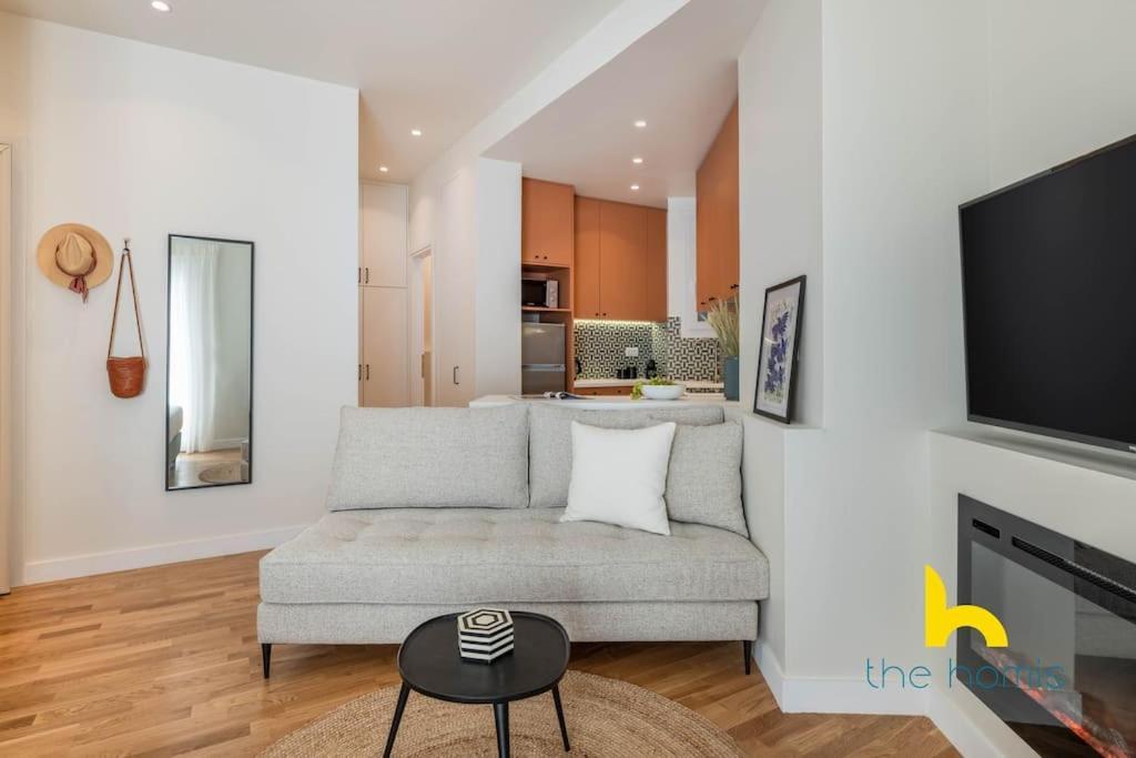 Apartment Romantic Nest With Electrical Fireplace Near Acropolis *